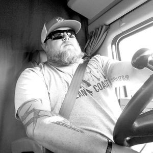 Meet your Posher, Derek